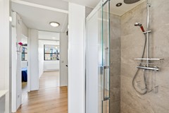 Bathroom 3.jpg